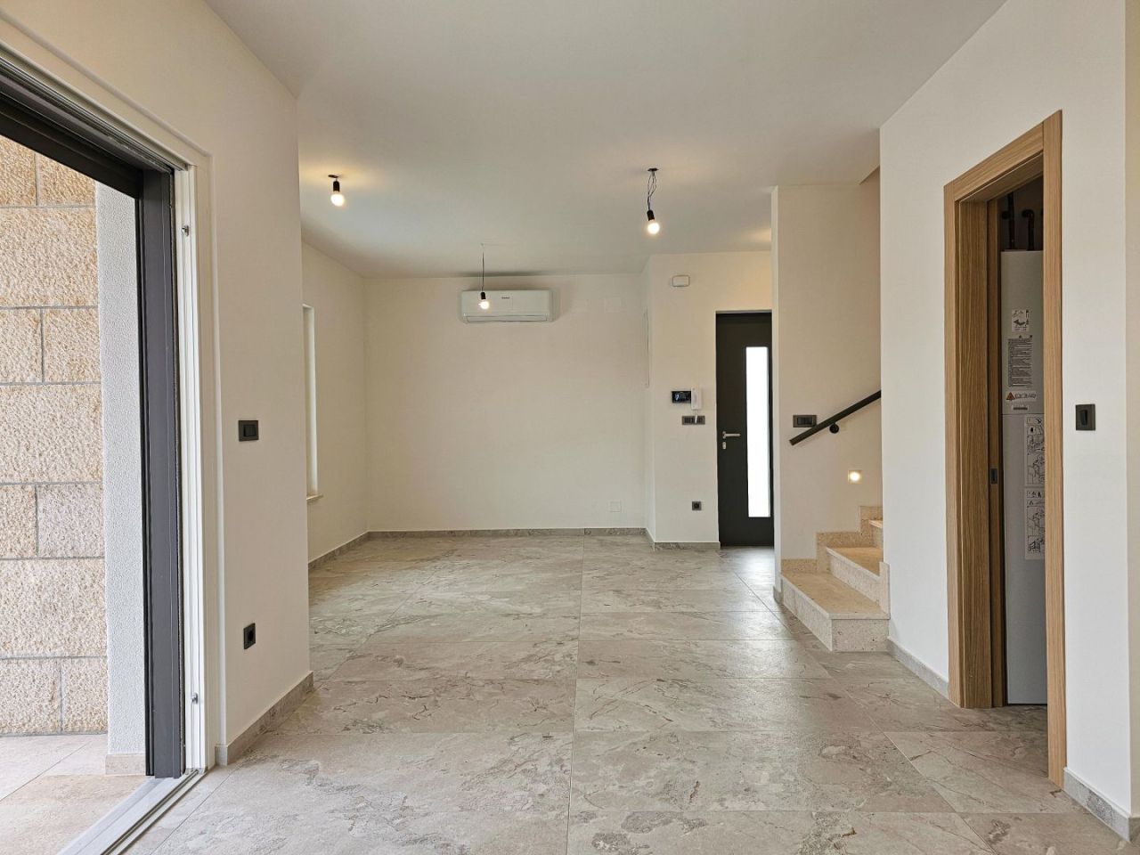 Вилла в Малинска-Дубашнице, Хорватия, 111 м² - фото 13