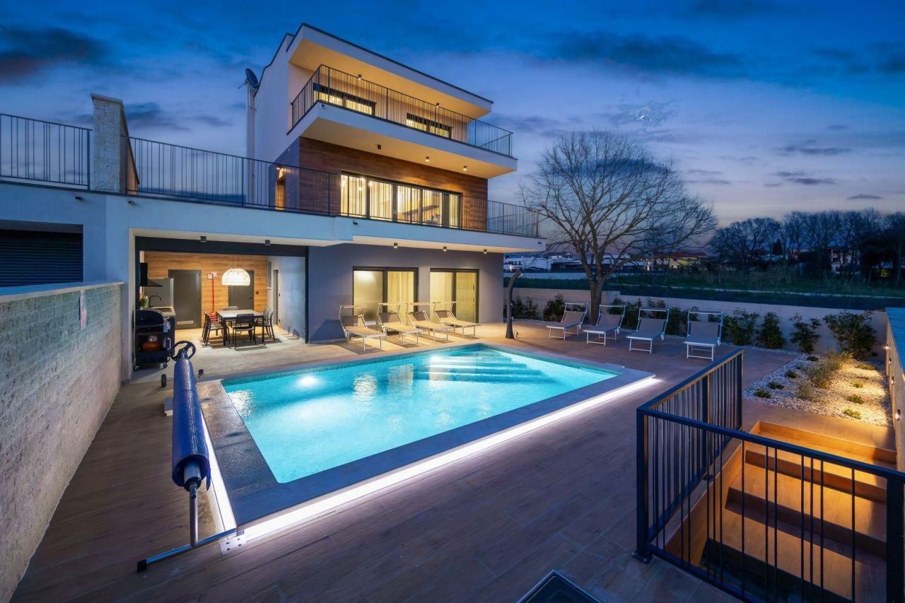 Вилла в Медулине, Хорватия, 244 м² - фото 13