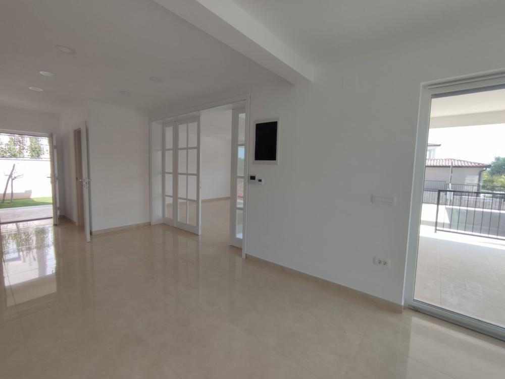 Вилла в Умаге, Хорватия, 250 м² - фото 13