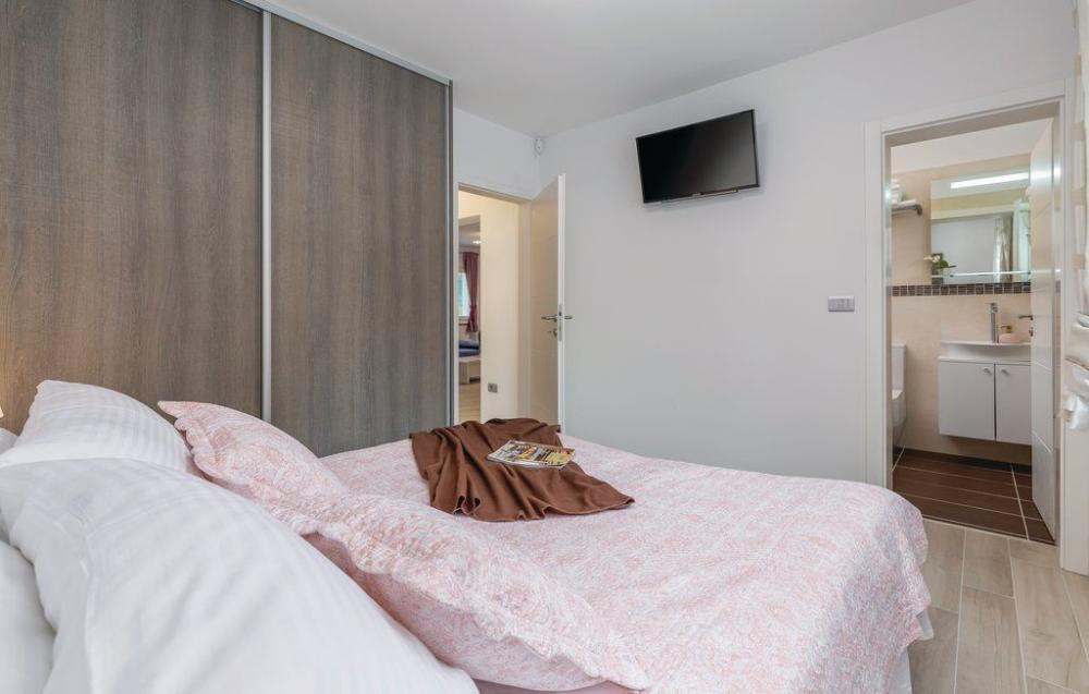 Вилла в Ровини, Хорватия, 70 м² - фото 13