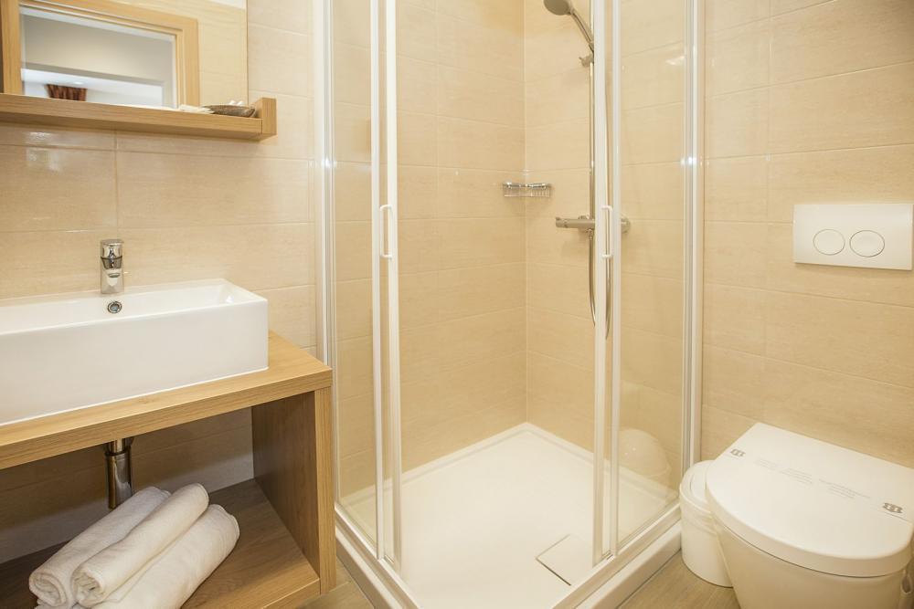 Отель, гостиница Baška, Хорватия, 360 м² - фото 14