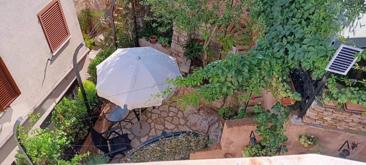 Отель, гостиница в Ровини, Хорватия, 81 м² - фото 18