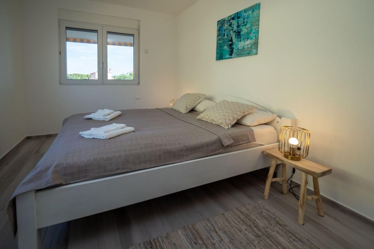 Отель, гостиница Banjole, Хорватия, 420 м² - фото 18