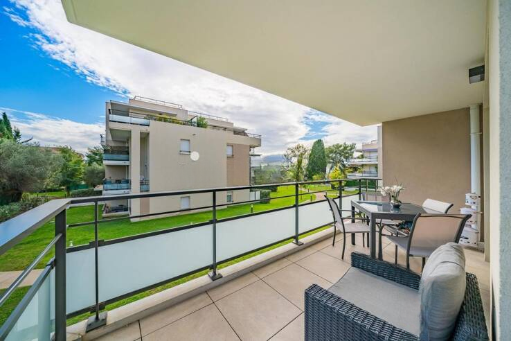 Квартира в Каннах, Франция, 66 м² - фото 1