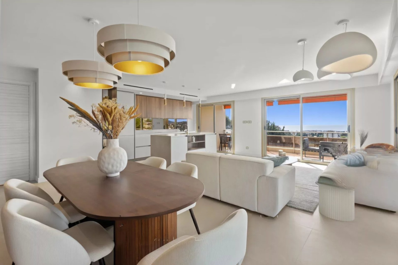 Квартира в Каннах, Франция, 111 м² - фото 1