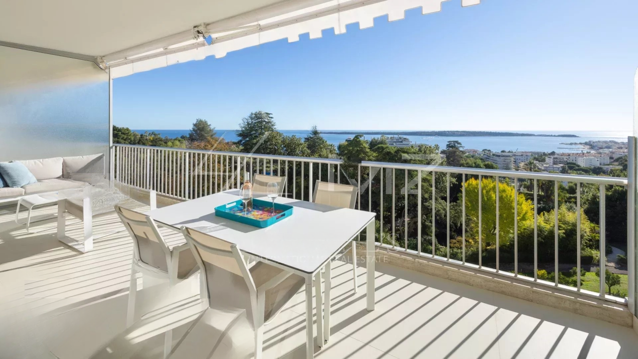 Квартира в Каннах, Франция, 105 м² - фото 2