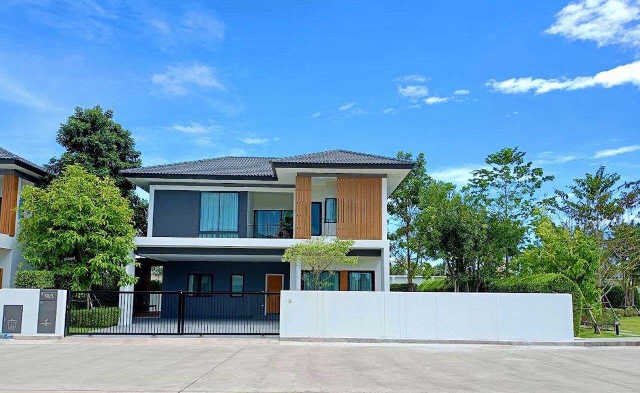 Вилла в Паттайе, Таиланд, 179 м² - фото 1