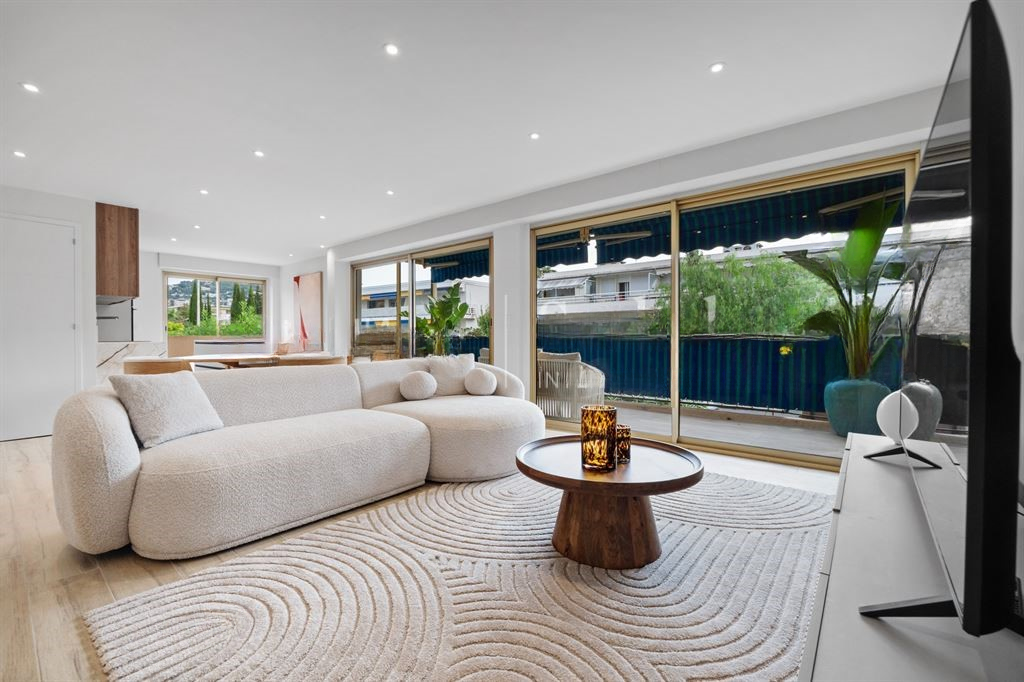 Квартира в Каннах, Франция, 96 м² - фото 2