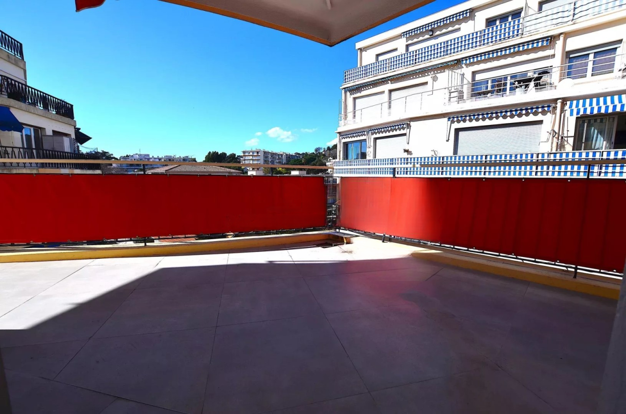 Квартира в Каннах, Франция, 70 м² - фото 3