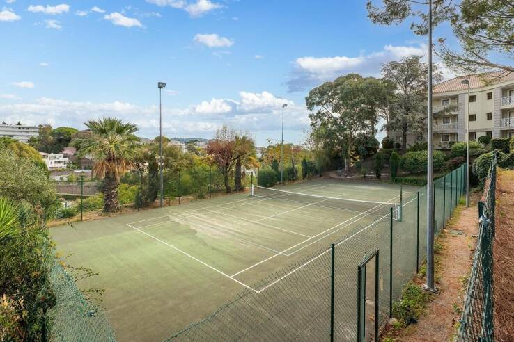 Квартира в Каннах, Франция, 28 м² - фото 2