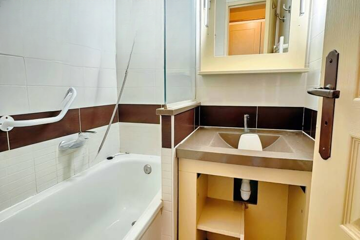 Квартира в Каннах, Франция, 27 м² - фото 2