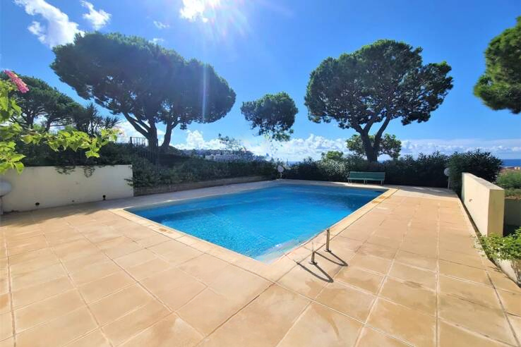 Квартира в Каннах, Франция, 27 м² - фото 2