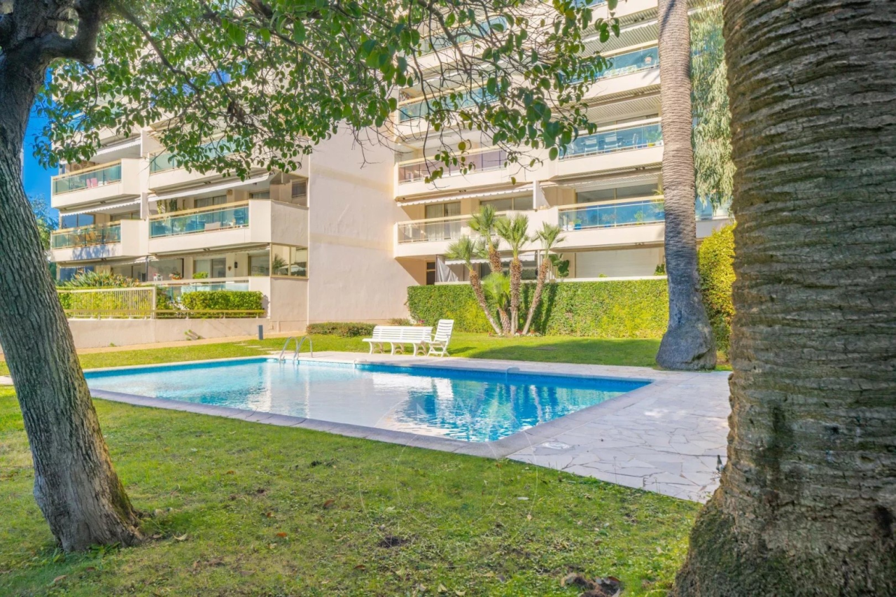 Квартира в Каннах, Франция, 100 м² - фото 4