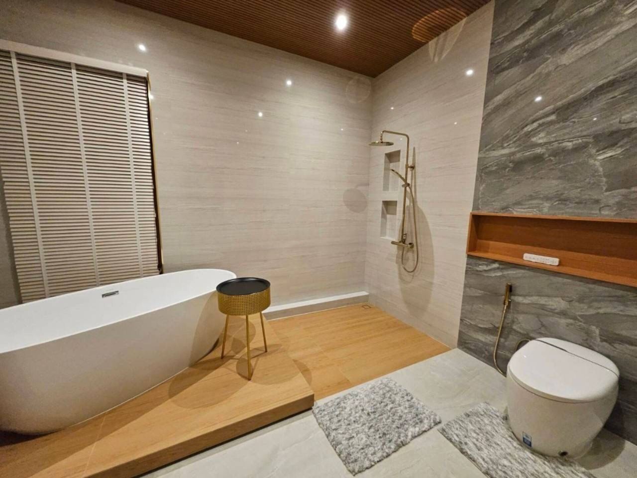 Вилла в Паттайе, Таиланд, 290 м² - фото 13