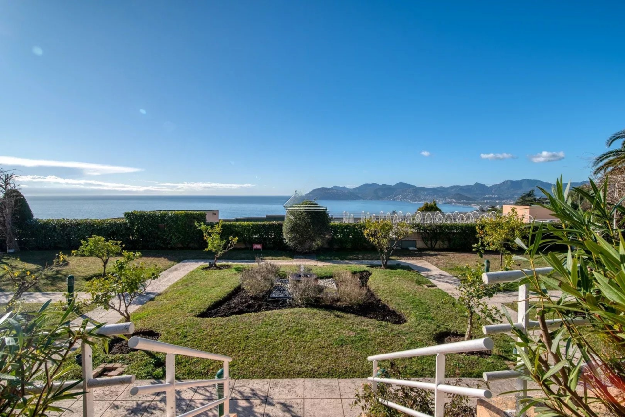 Квартира в Каннах, Франция, 117 м² - фото 8