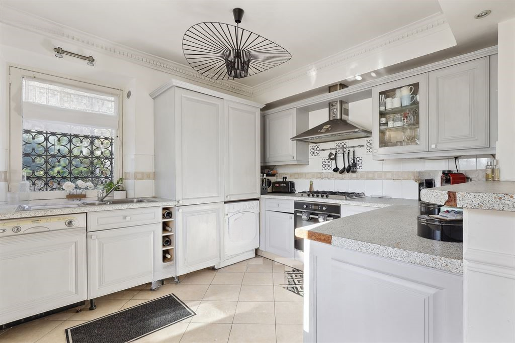 Квартира в Каннах, Франция, 107 м² - фото 9