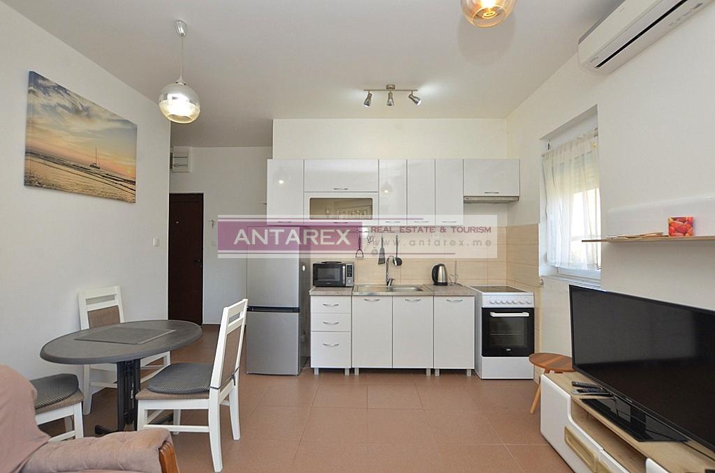 Апартаменты в Биеле, Черногория, 46 м² - фото 4