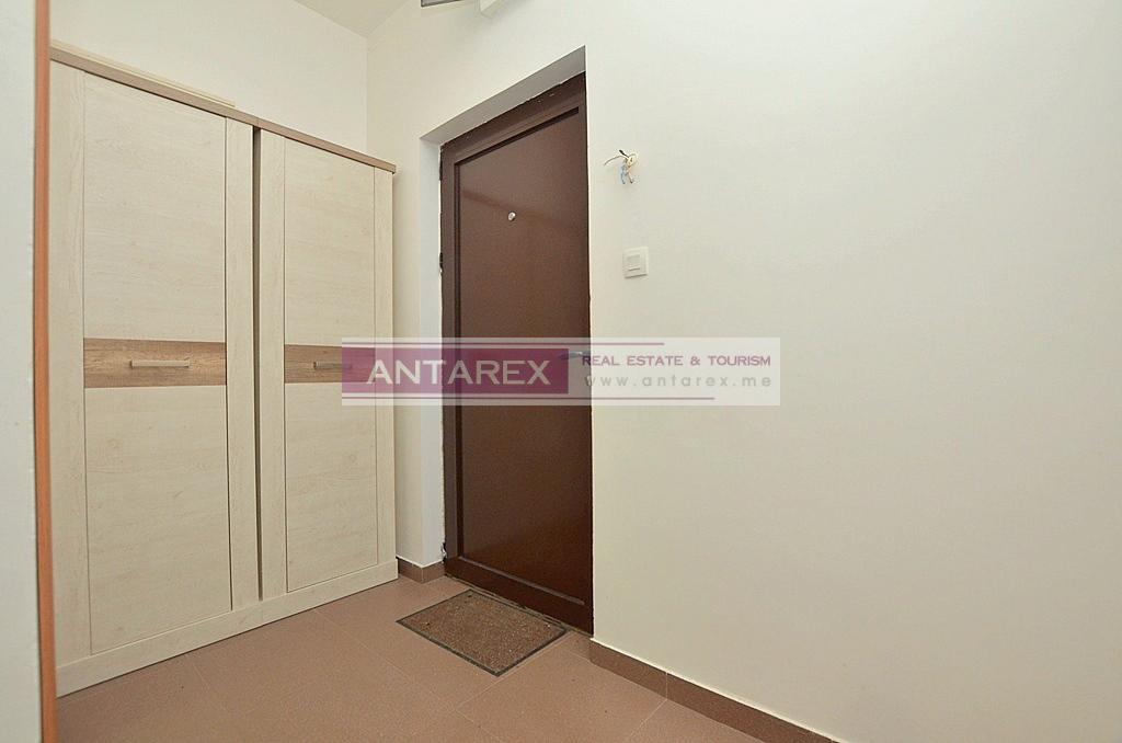 Апартаменты в Биеле, Черногория, 46 м² - фото 9