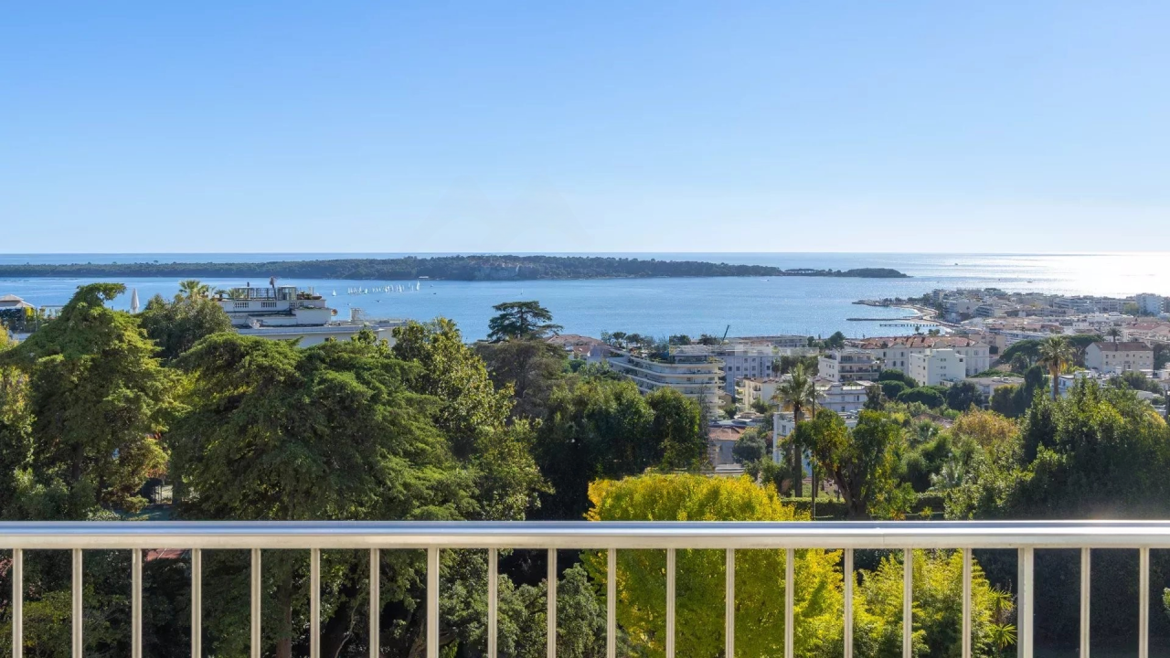 Квартира в Каннах, Франция, 105 м² - фото 13