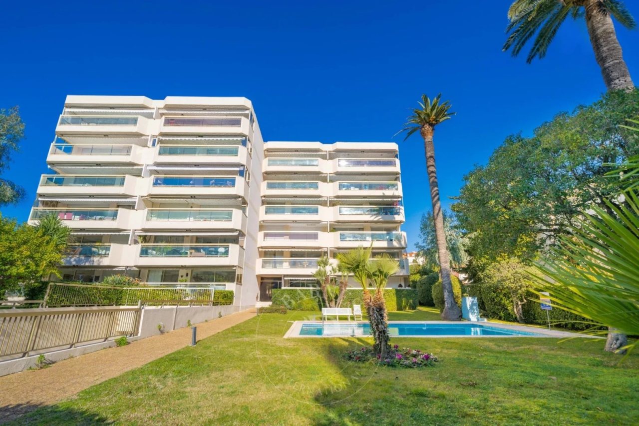 Квартира в Каннах, Франция, 100 м² - фото 14