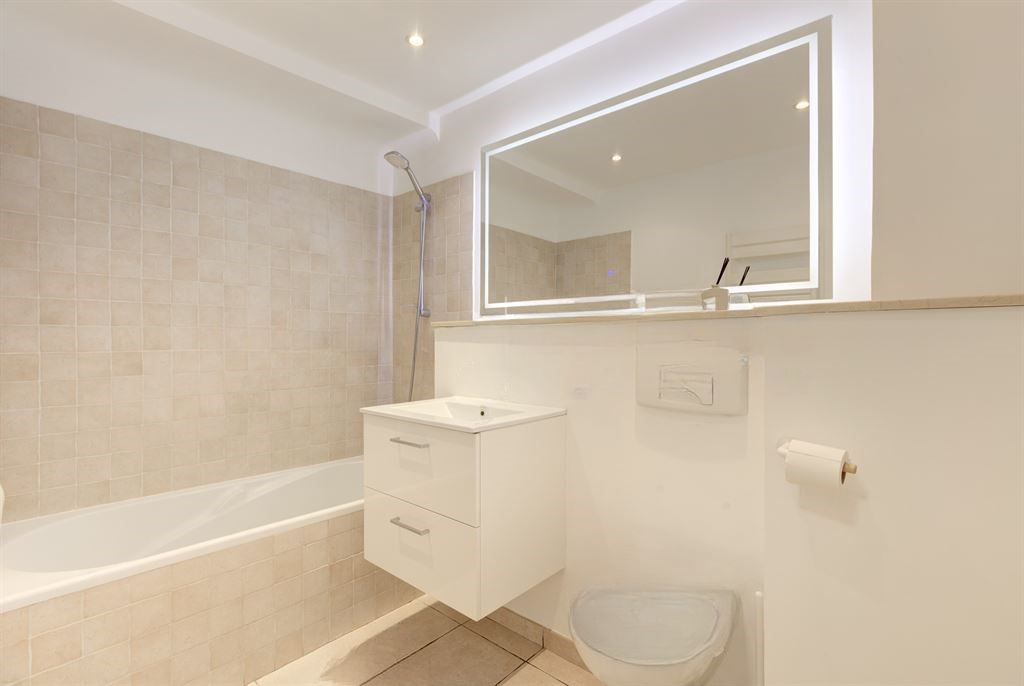 Квартира в Каннах, Франция, 83 м² - фото 15