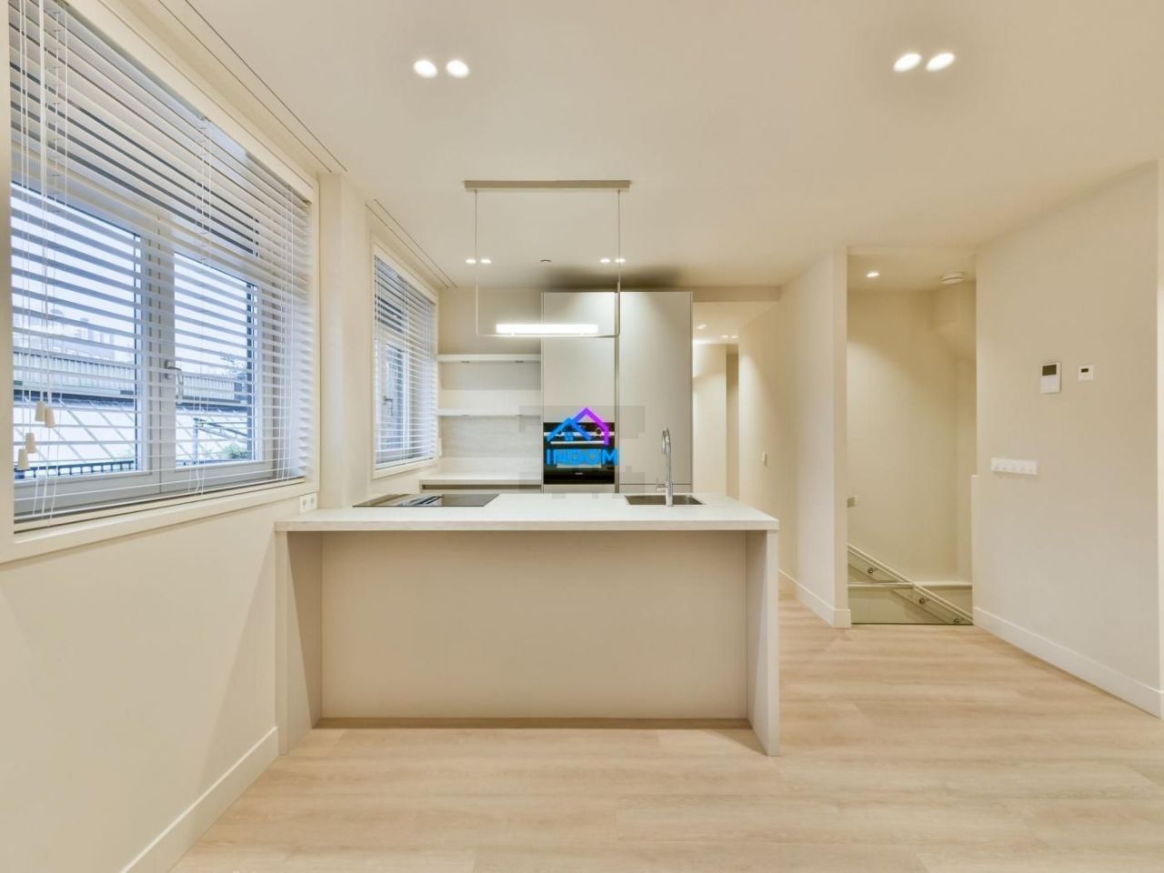 Апартаменты в Амстердаме, Нидерланды, 98 м² - фото 2