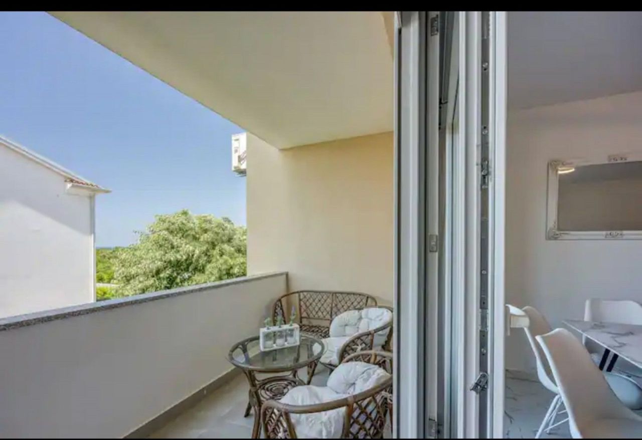 Квартира в Умаге, Хорватия, 130 м² - фото 1