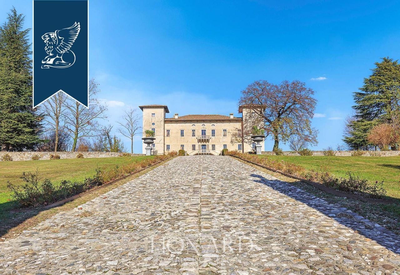 Замок в Удине, Италия, 2 700 м² - фото 10