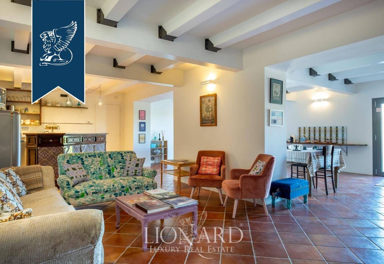 Вилла в Алессандрии, Италия, 600 м² - фото 11