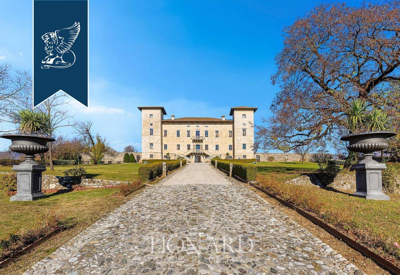 Замок в Удине, Италия, 2 700 м² - фото 11