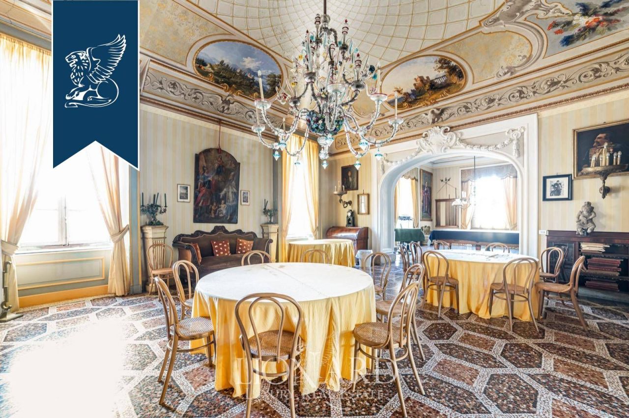 Замок в Турине, Италия, 2 964 м² - фото 17