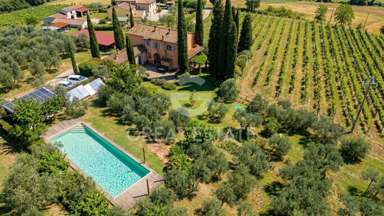 Дом Bucine, Италия, 293 м² - фото 6