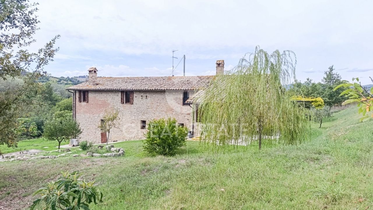 Дом в Тоди, Италия, 258 м² - фото 8