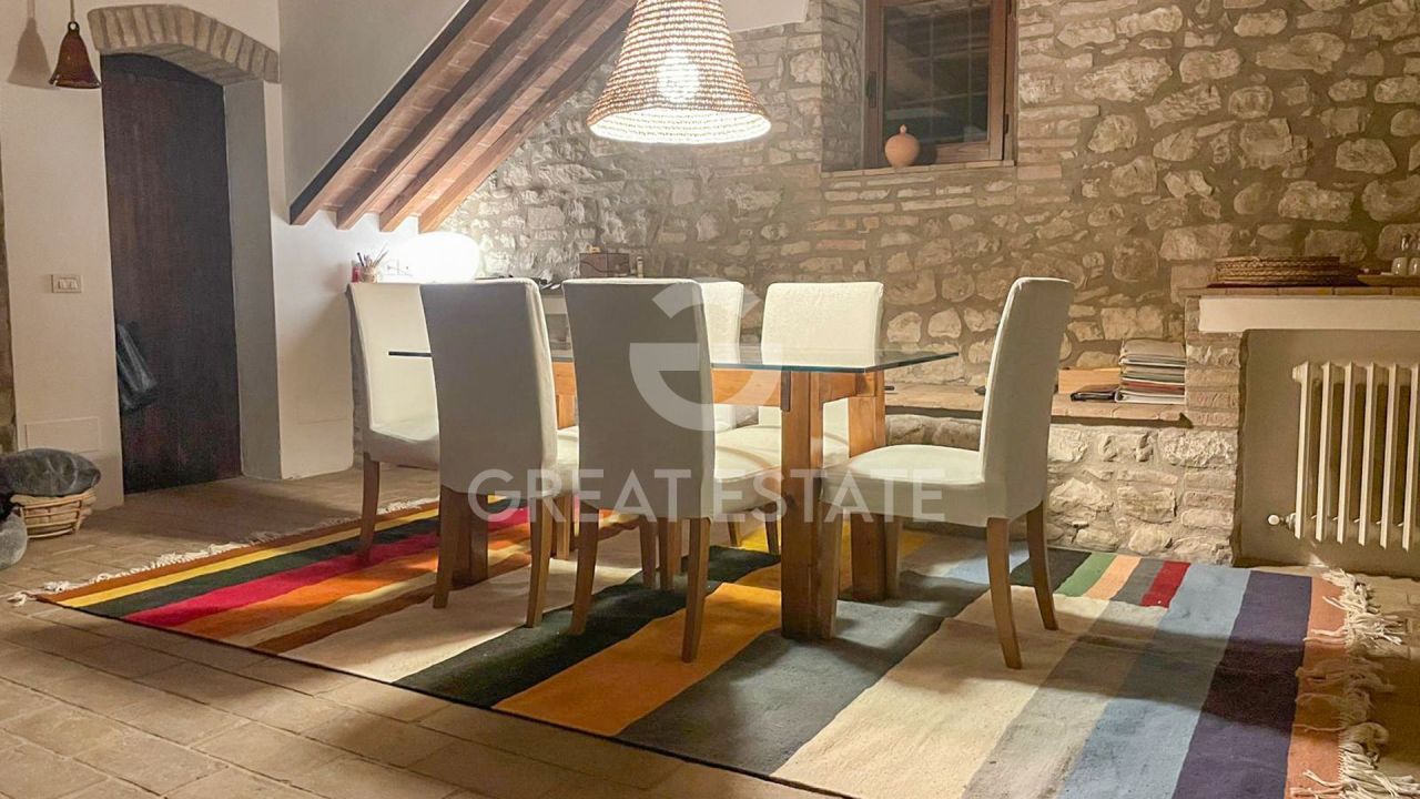 Дом в Тоди, Италия, 258 м² - фото 13