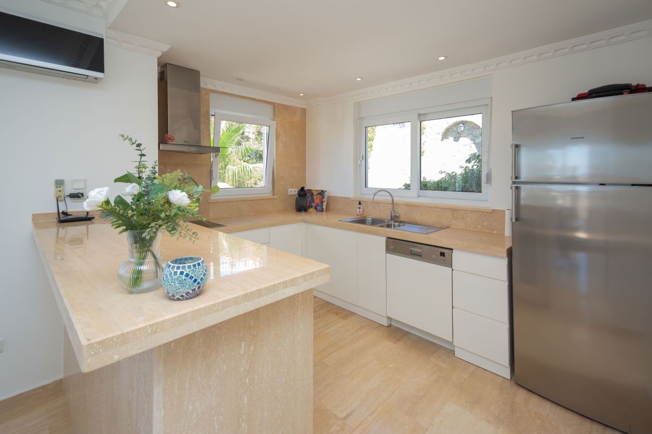 Вилла в Алании, Турция, 250 м² - фото 4