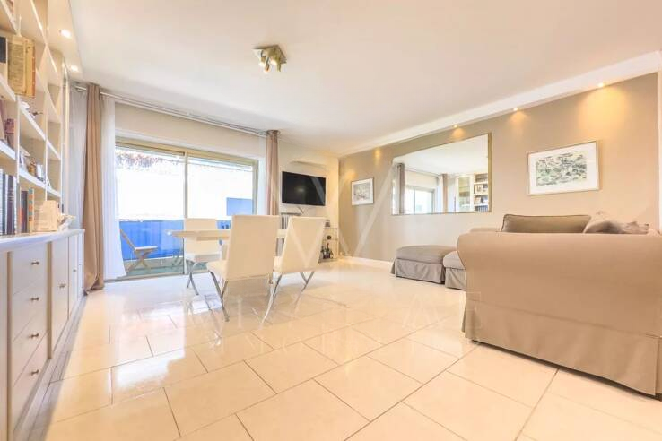 Квартира в Каннах, Франция, 90 м² - фото 1