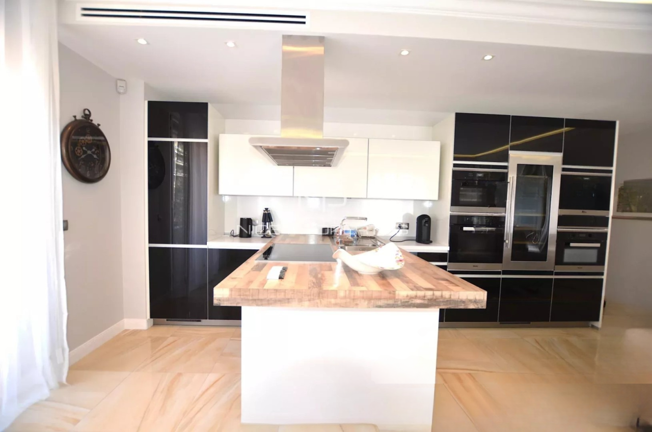 Квартира в Каннах, Франция, 115 м² - фото 3