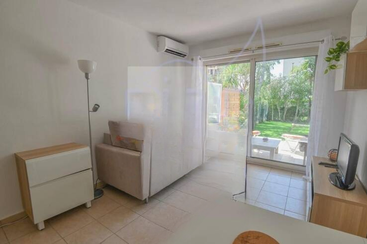 Квартира в Каннах, Франция, 23 м² - фото 2