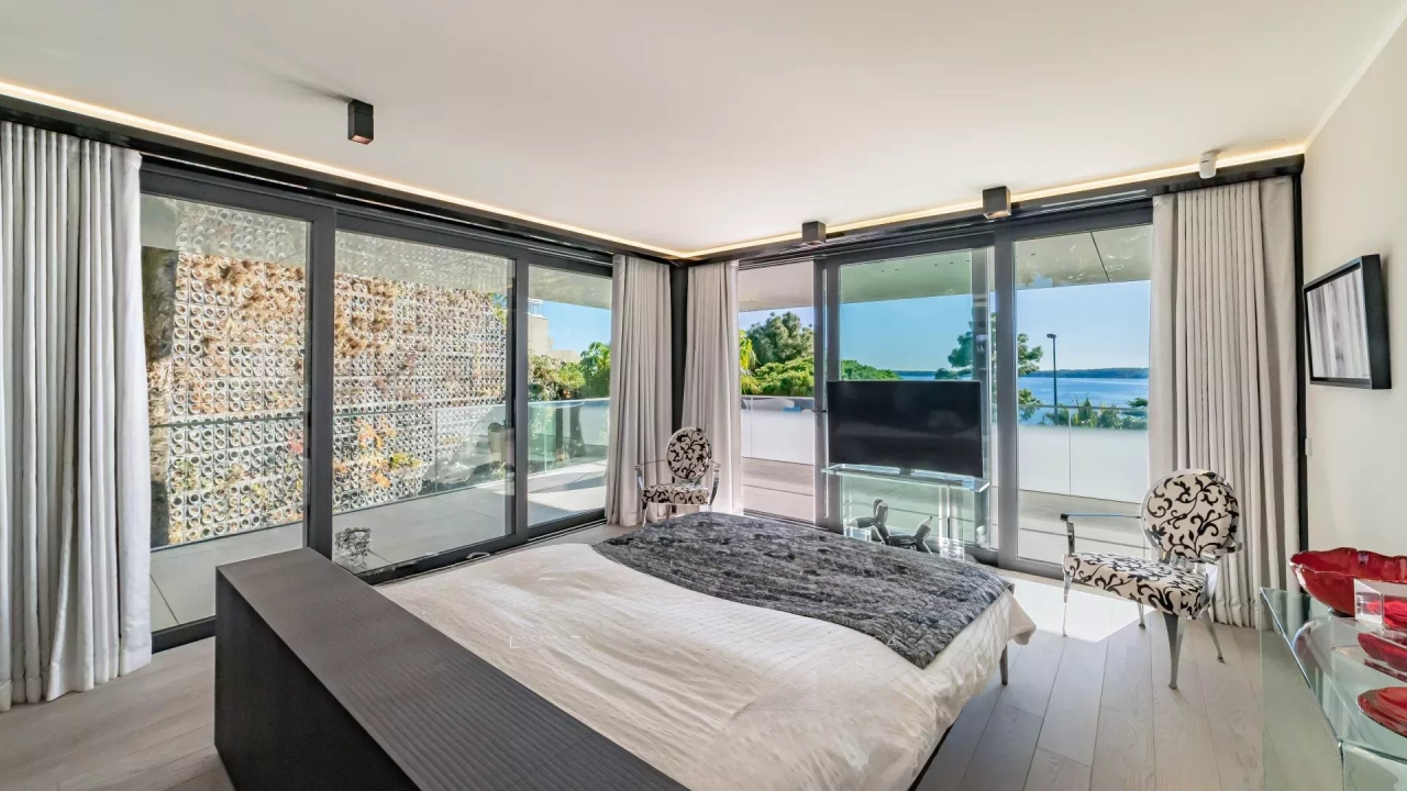 Квартира в Каннах, Франция, 225 м² - фото 12