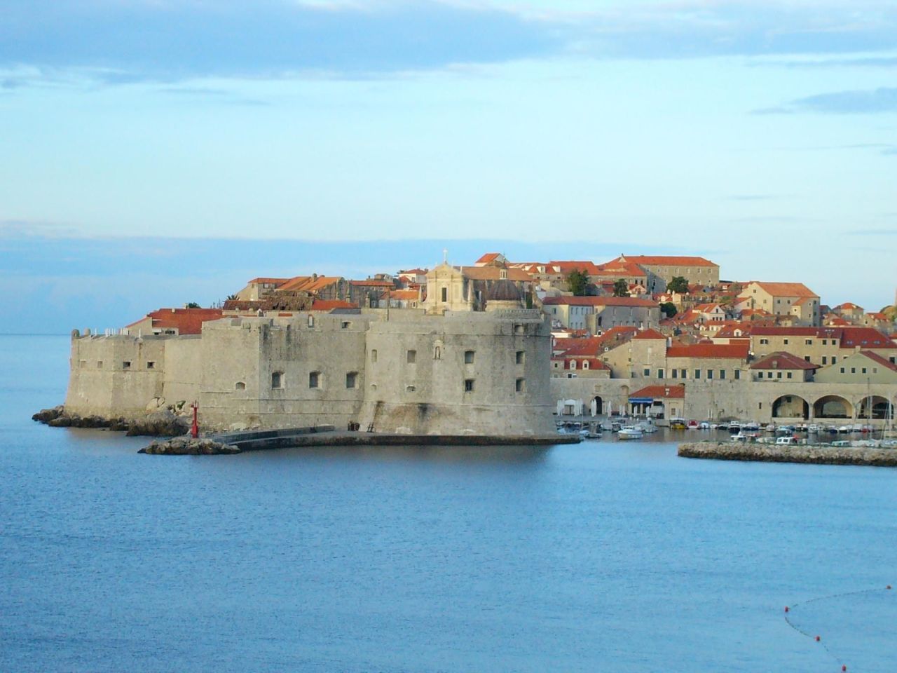 Отель, гостиница в Дубровнике, Хорватия, 450 м² - фото 1