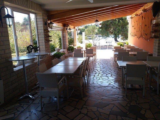 Отель, гостиница Peljesac, Хорватия, 900 м² - фото 6