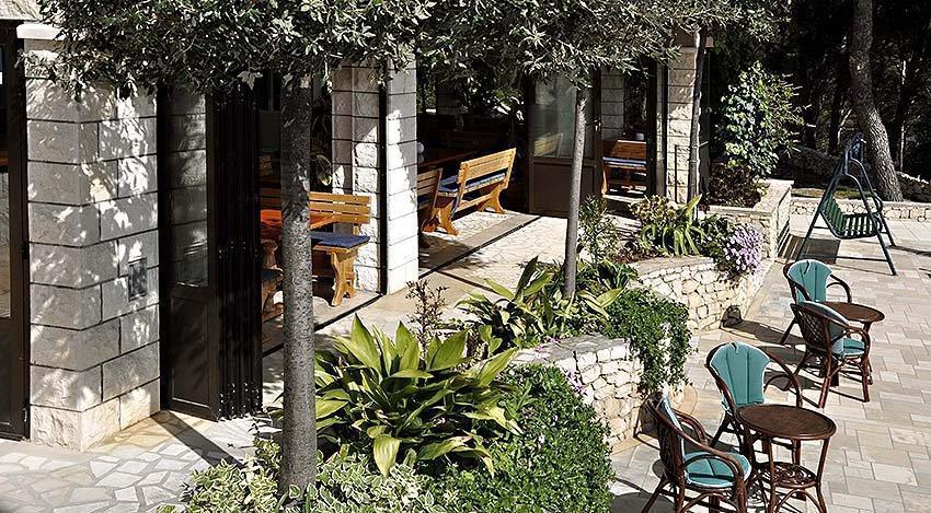 Отель, гостиница Lumbarda, Хорватия, 1 090 м² - фото 3