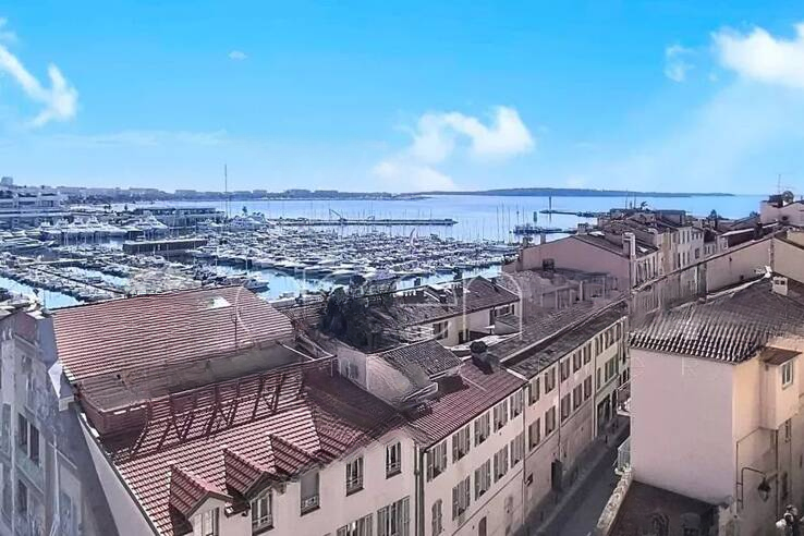 Квартира в Каннах, Франция, 74 м² - фото 1