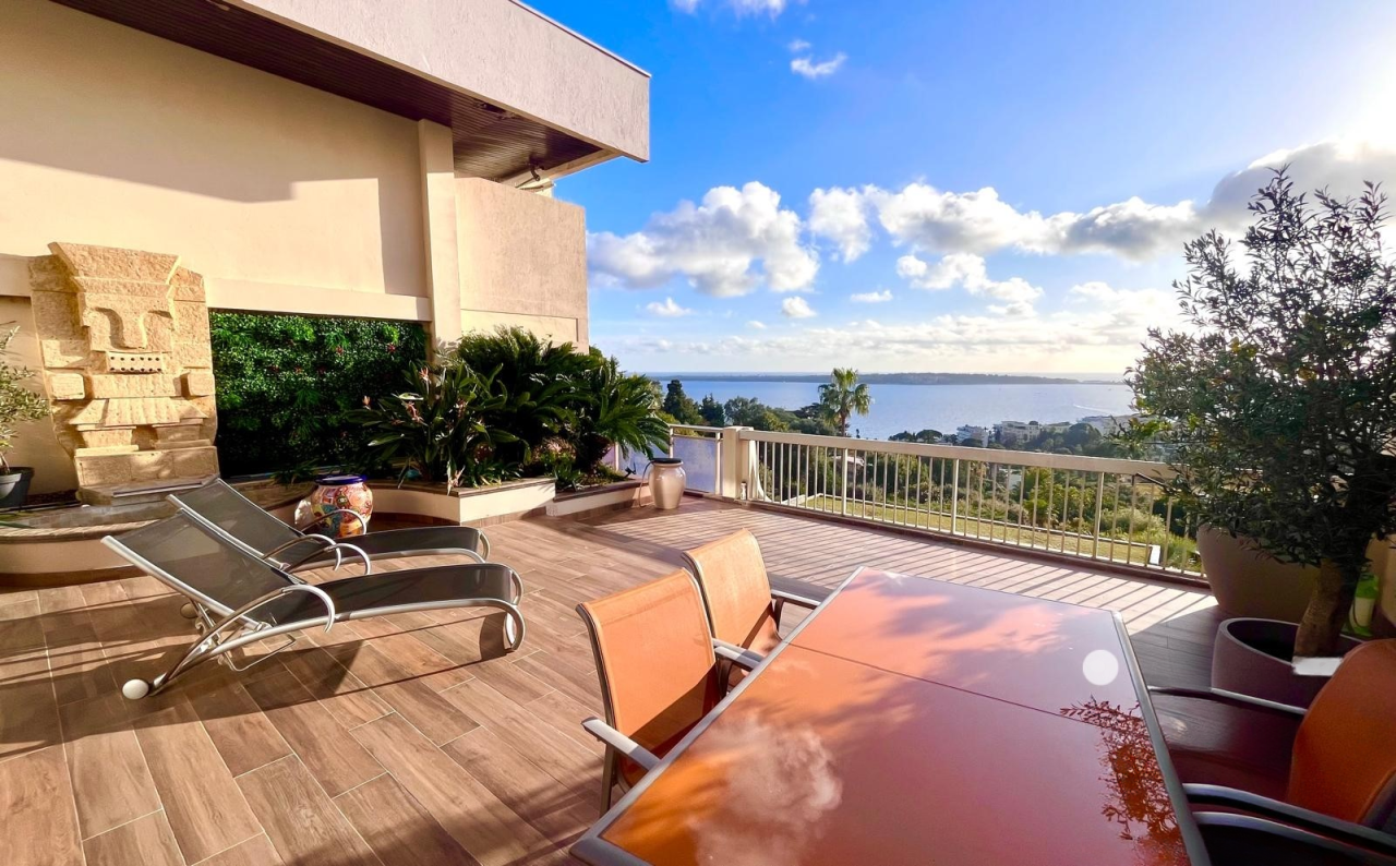 Квартира в Каннах, Франция, 189 м² - фото 1