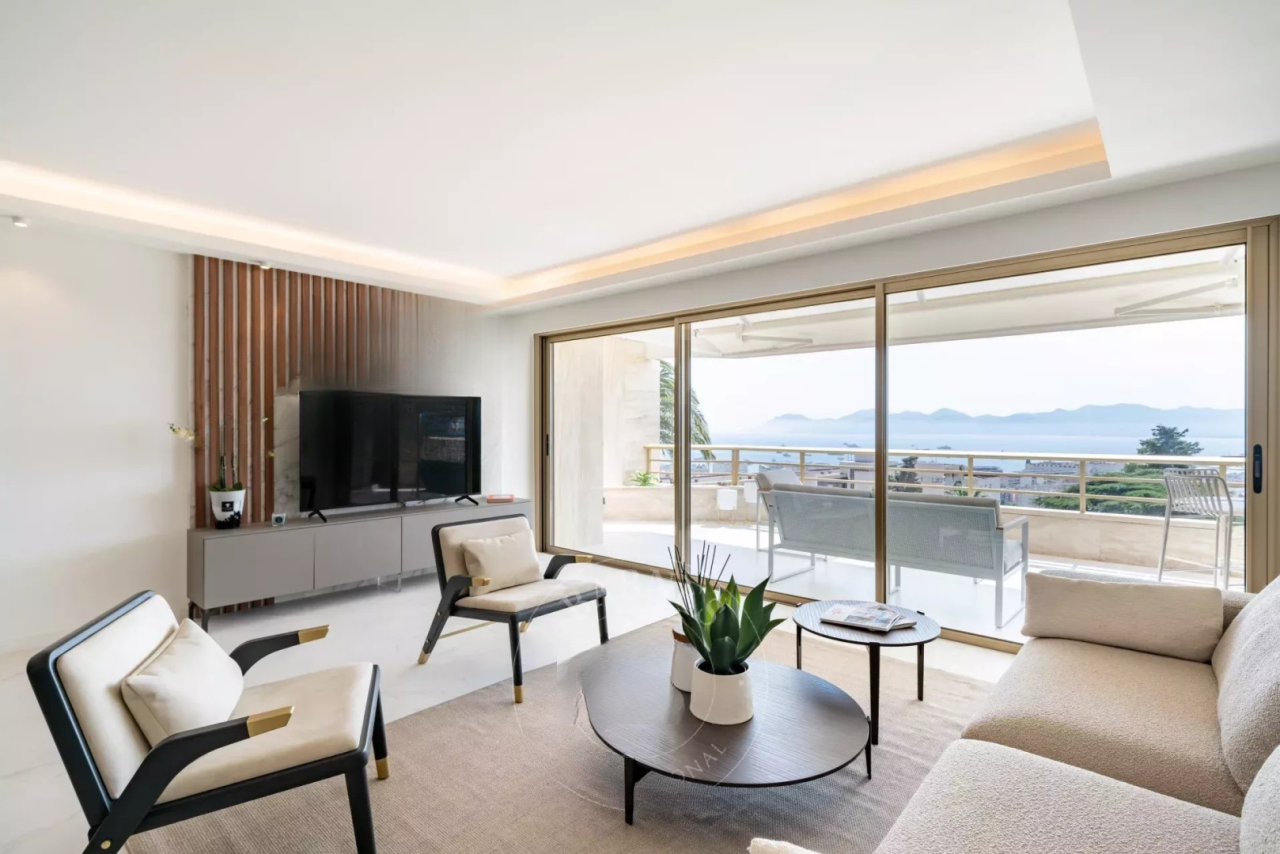 Квартира в Каннах, Франция, 133 м² - фото 1