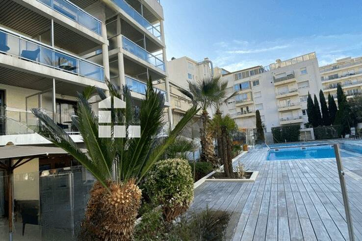 Квартира в Каннах, Франция, 22 м² - фото 1