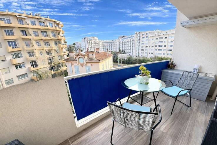 Квартира в Каннах, Франция, 33 м² - фото 1