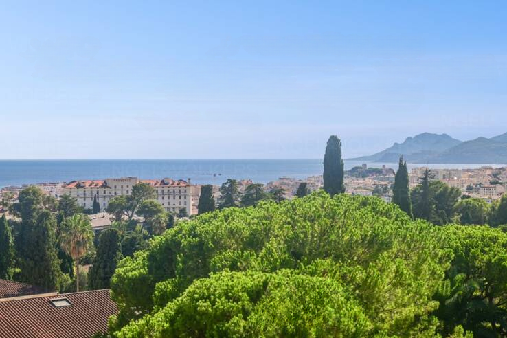 Квартира в Каннах, Франция, 106 м² - фото 1