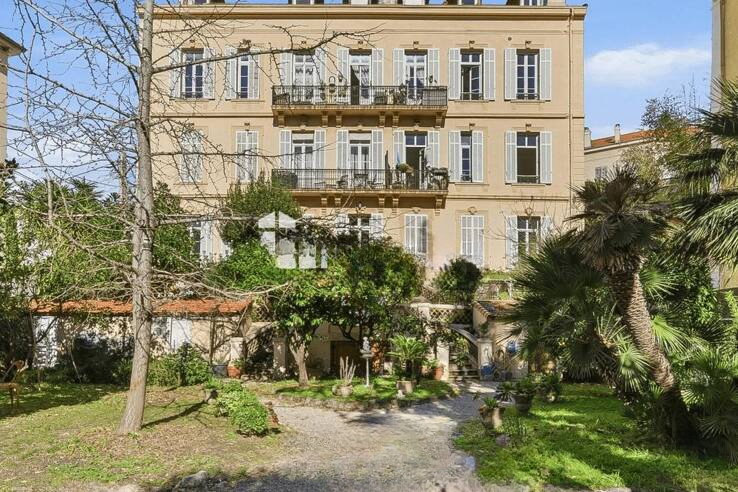 Квартира в Каннах, Франция, 23 м² - фото 1