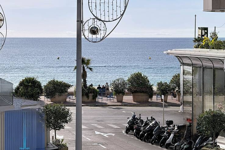 Квартира в Каннах, Франция, 58 м² - фото 1